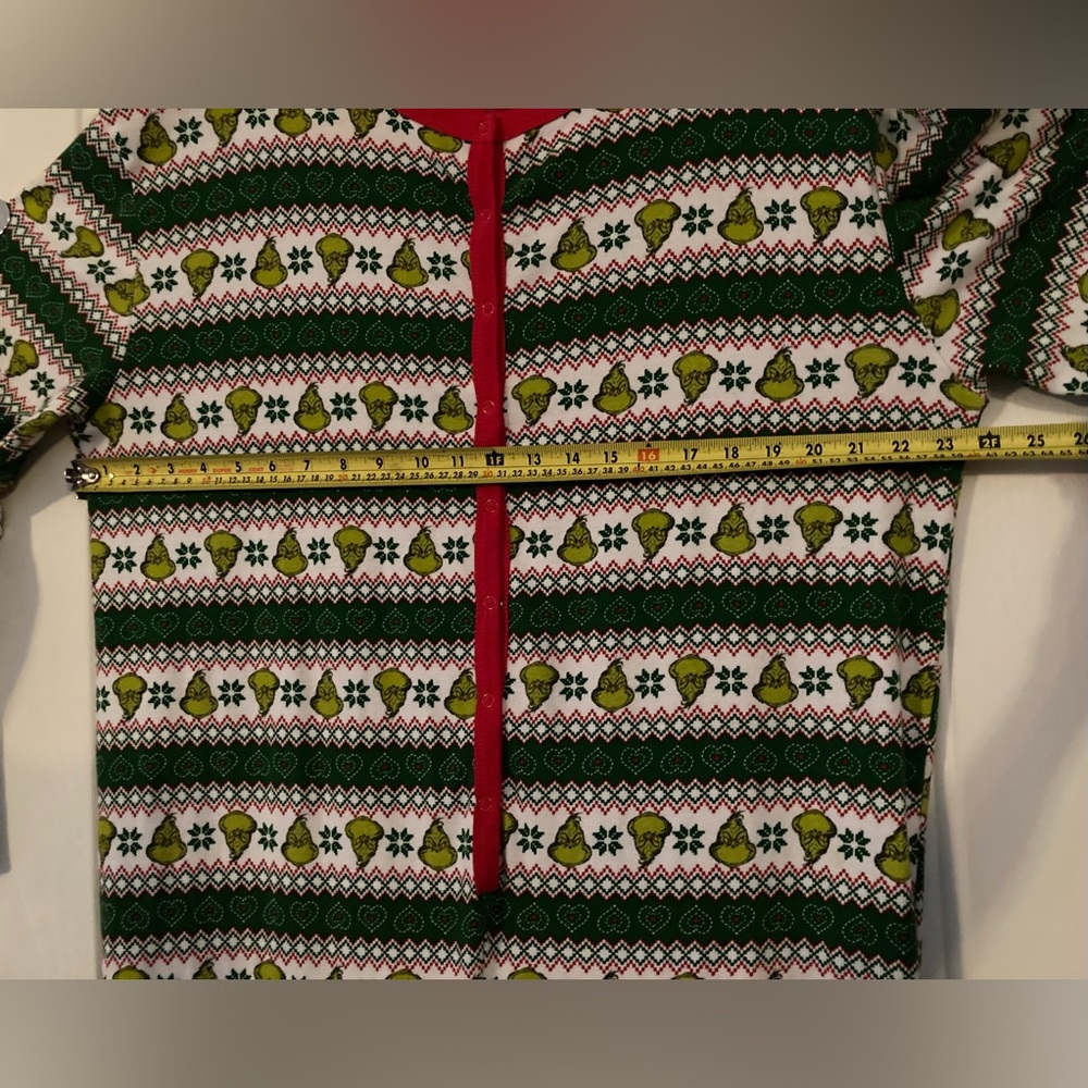 💚♥️💚Dr. Seuss’s The Grinch Christmas Onesie.. a very CUTE mean one💚♥️💚 - Picture 7 of 12